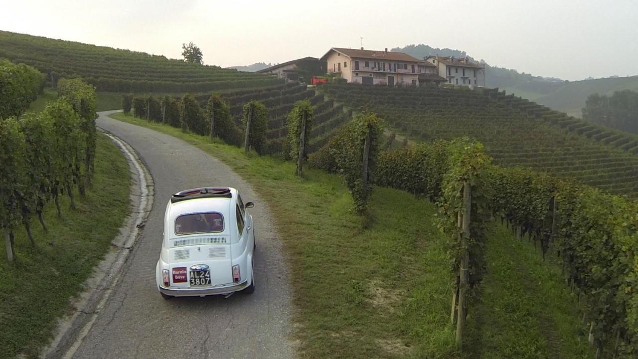 Agriturismo Cascina Sciulun Hostal Monforte dʼAlba Exterior foto